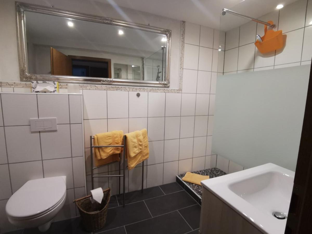 Zur Muehle Hotell Mörlenbach Exteriör bild